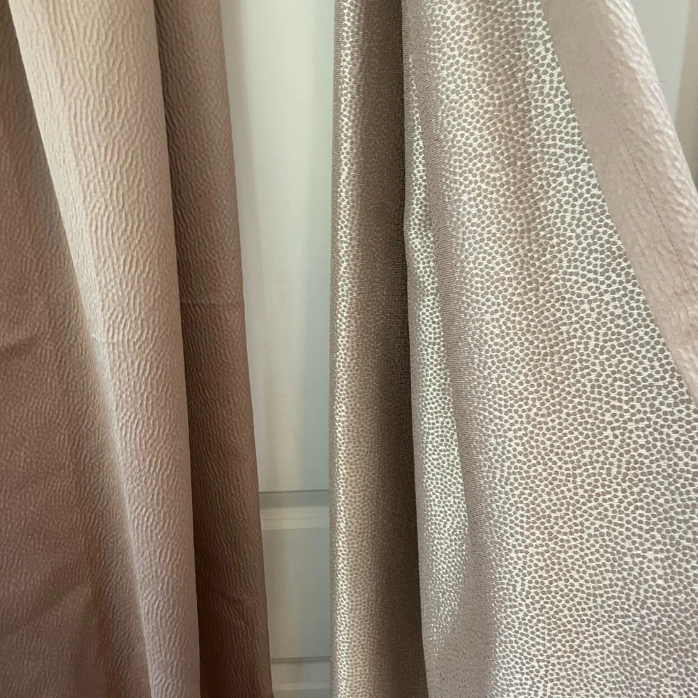 WEST ELM DUSTY BLUSH RIPPLE JACQUARD CURTAIN PANELS 48 x 108